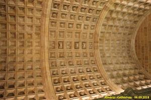 28 LA CATHEDRALE ET LE FORTERESSE DE L INCARNATION (86)